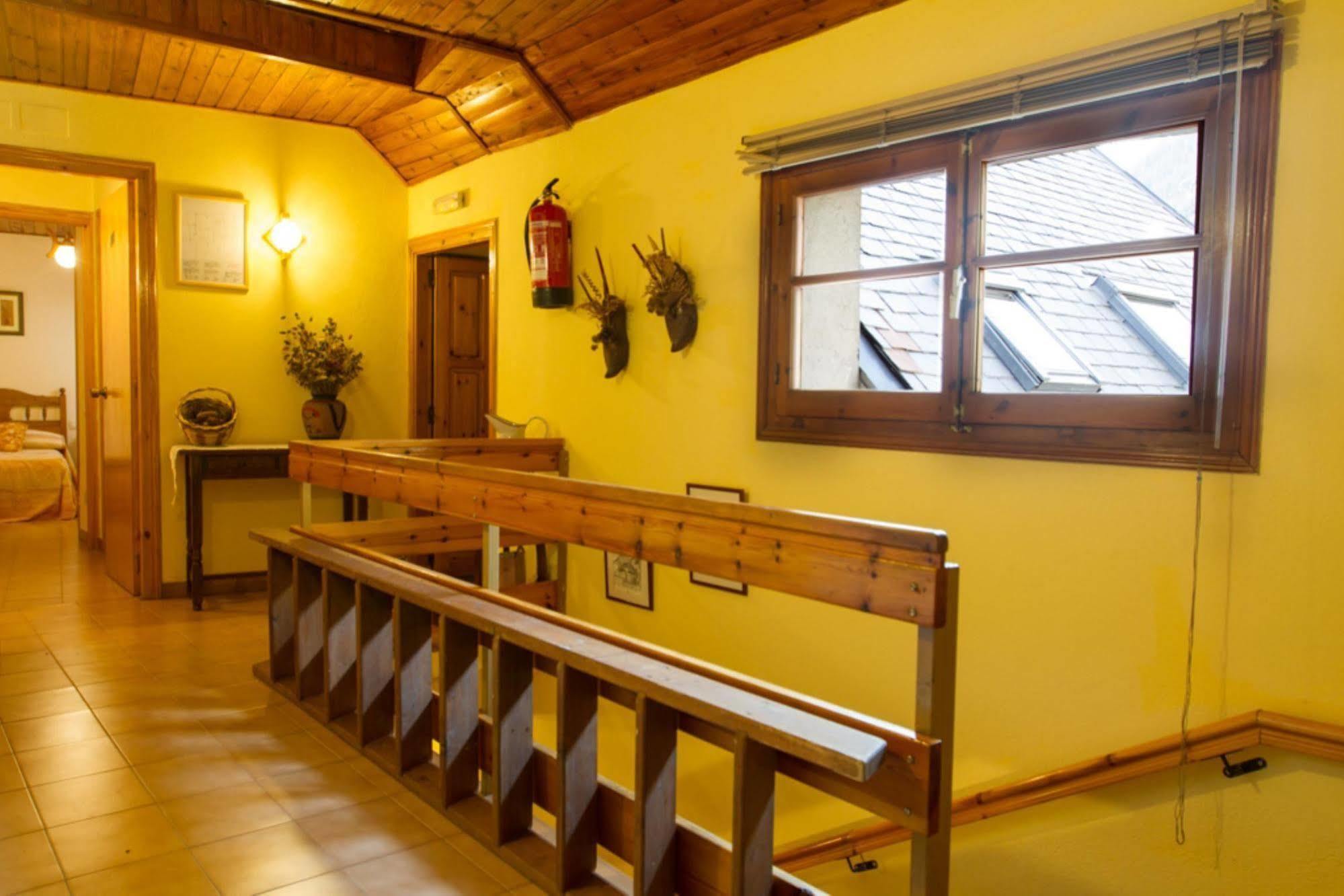 Hostal Aiguamog Salardú Exterior foto